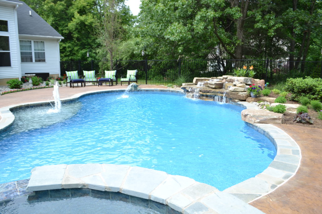 Hybrid Pool {BRN} in Chelsea, MI – Legendary Escapes