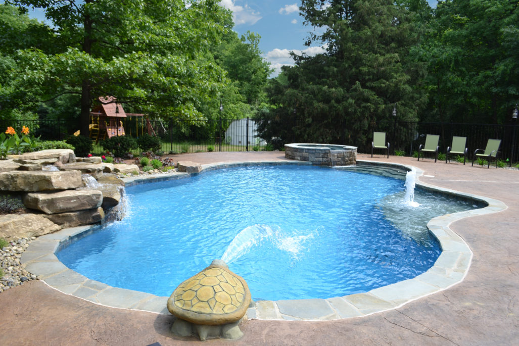 Hybrid Pool {BRN} in Chelsea, MI – Legendary Escapes